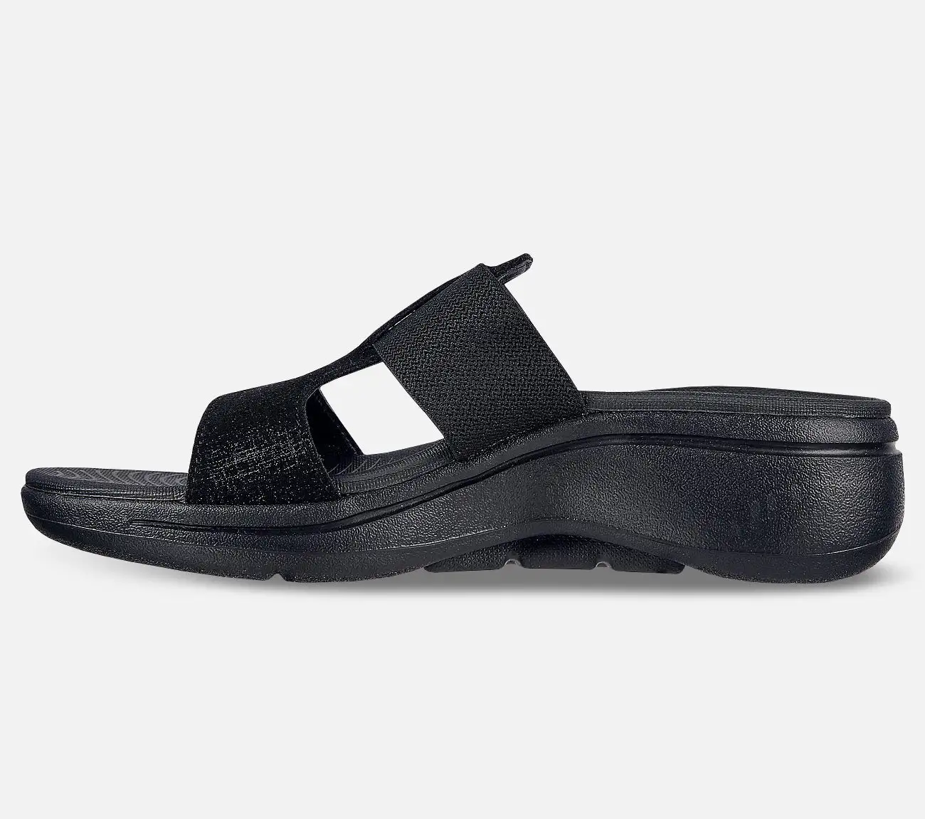 Skechers GO WALK Arch Fit Sandal - Lively 4 Skechers GO WALK Arch Fit Sandal - Lively - Image 2